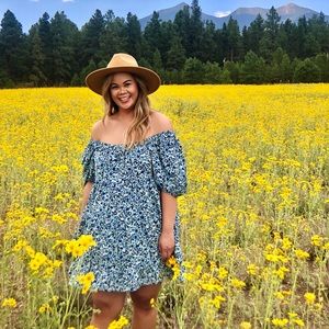 Meet your Posher, Elena